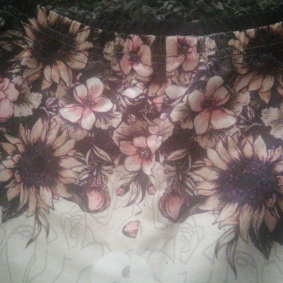 Skull leggings - Picture 3 of 4